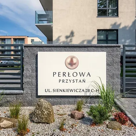 Apartament Yellow Z Parkingiem 18 C Perlowa Przystan - Holiday City Apartment *