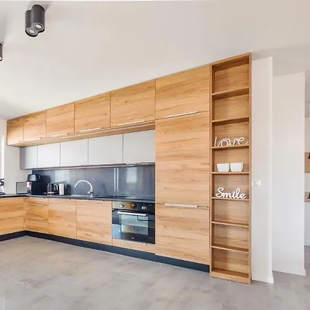 Apartament Yellow Z Parkingiem 18 C Perlowa Przystan - Holiday City * Kolobrzeg