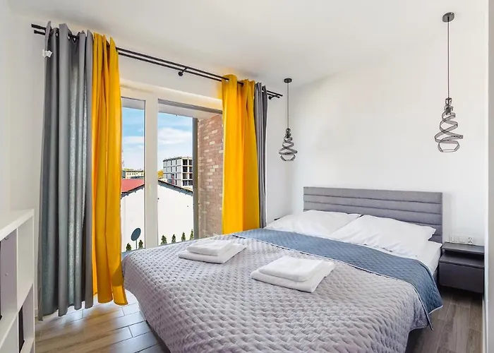 Apartment Yellow Z Parkingiem 18 C Perlowa Przystan -